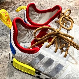 Adidas Toy Story x NMD_R1 J “Woody” Limited Edition Size 10